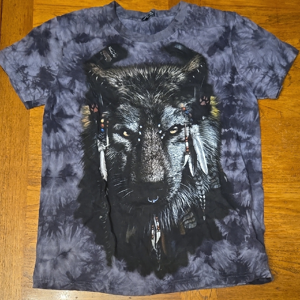 Wolf Graphic T-Shirt